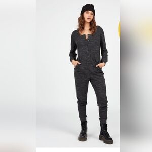 Volcom Lil Jam Jams Romper Sz L